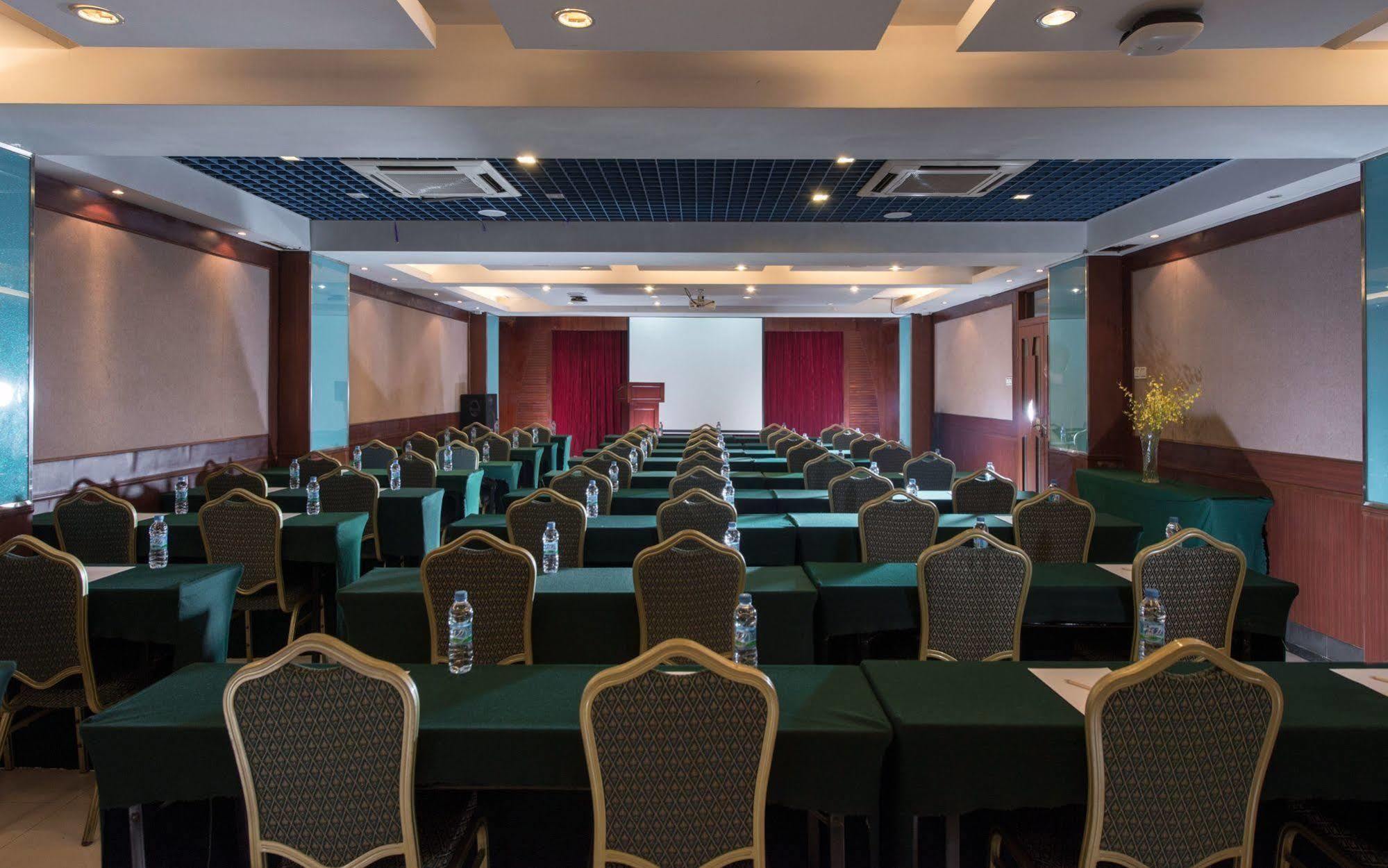 גואנגג'ואו Vienna Hotel מראה חיצוני תמונה