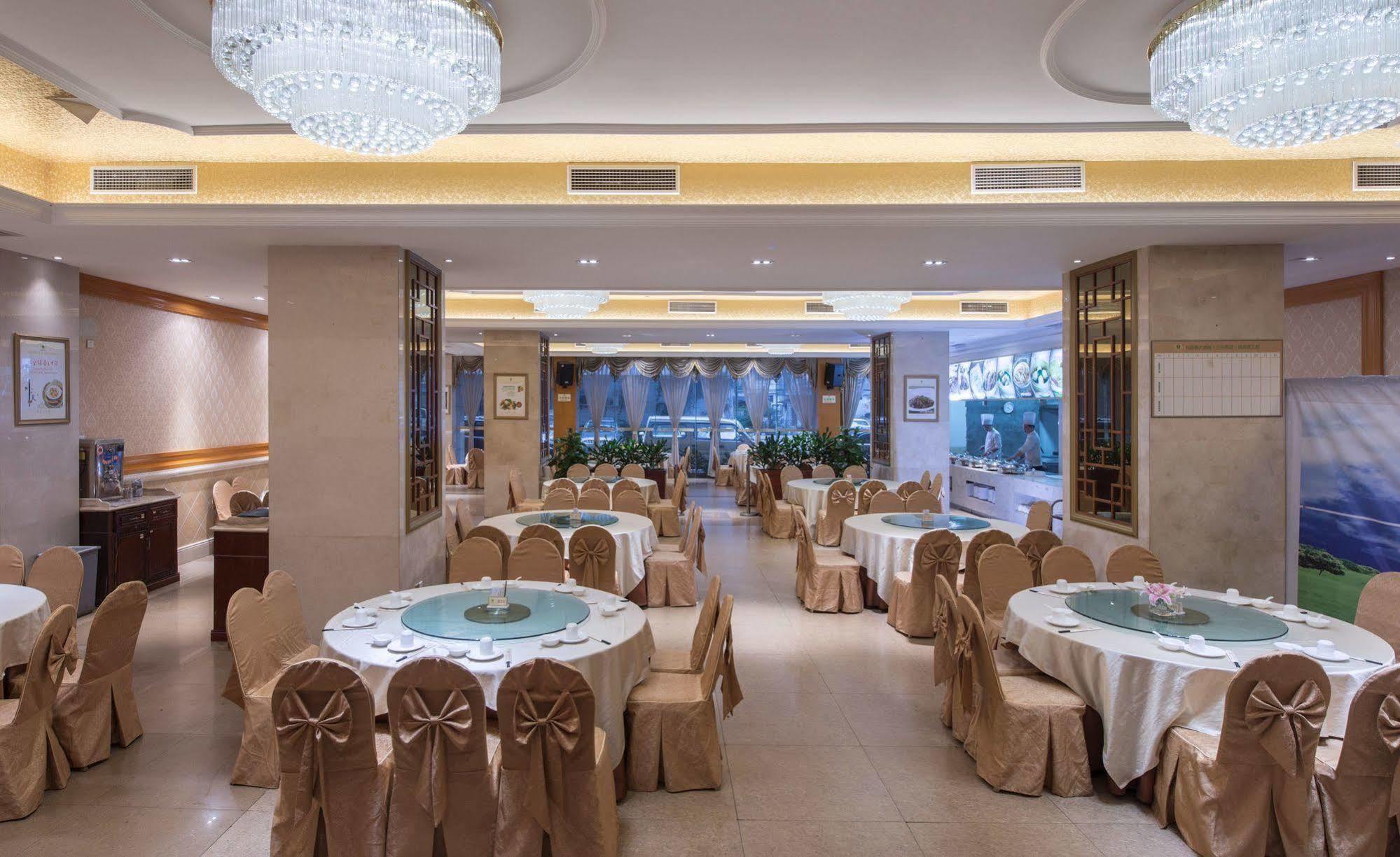 גואנגג'ואו Vienna Hotel מראה חיצוני תמונה